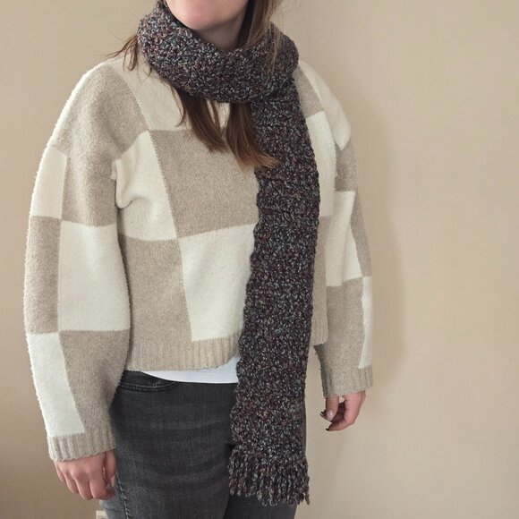 Ladies wool scarf - Picture 1 of 1